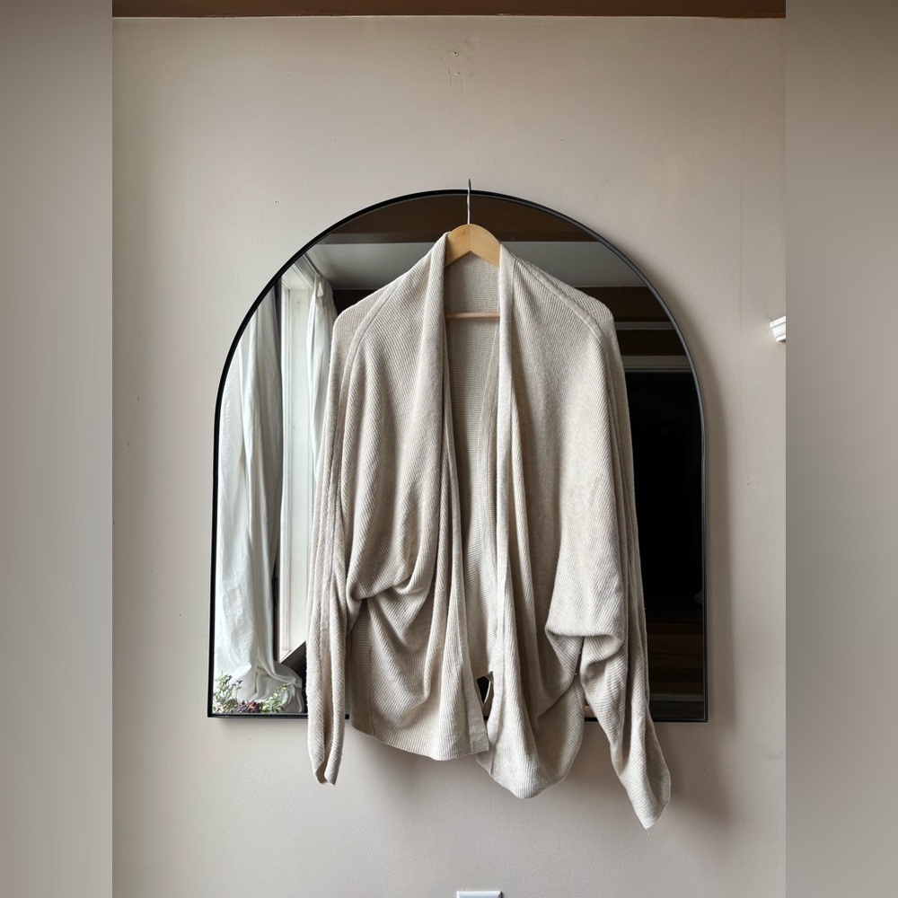 LILULEMON | boxy knit cotton-blend wrap | size medium - Picture 4 of 6